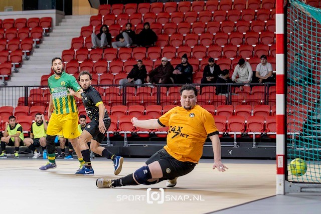 ZVV Den Haag wint nipt van ASW uit Waddinxveen