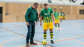 ZVV Den Haag wint van een concurrent